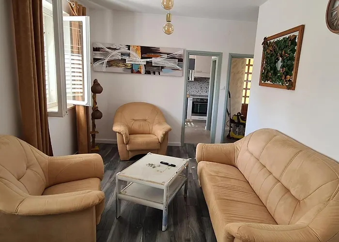 Apartment Solvit - Three Bedroom Apartment With Terrace
