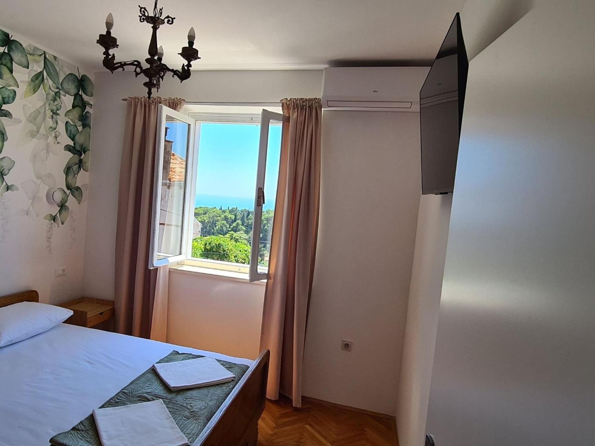Solvit - Three Bedroom With Terrace Lägenhet Dubrovnik